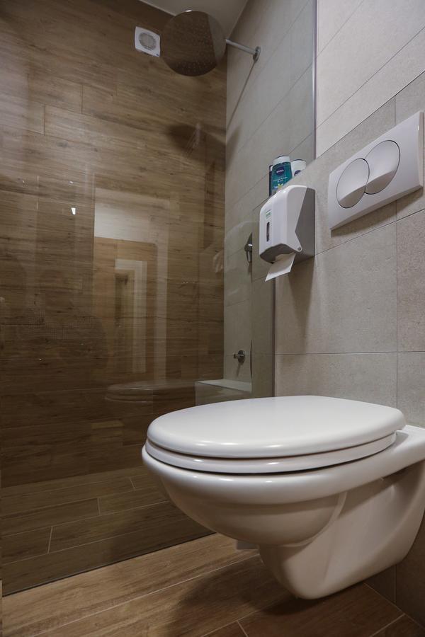 Apartment Promenada 30 Novi Sad Esterno foto